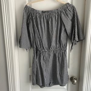 Gingham black and white off the shoulder romper size M